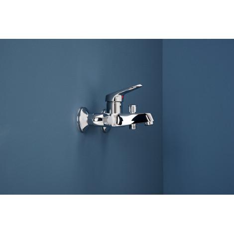 Смеситель Aquanet Round Handle SD90701 для ванны с душем купить в Москве по цене от 3990р. в интернет-магазине mebel-v-vannu.ru