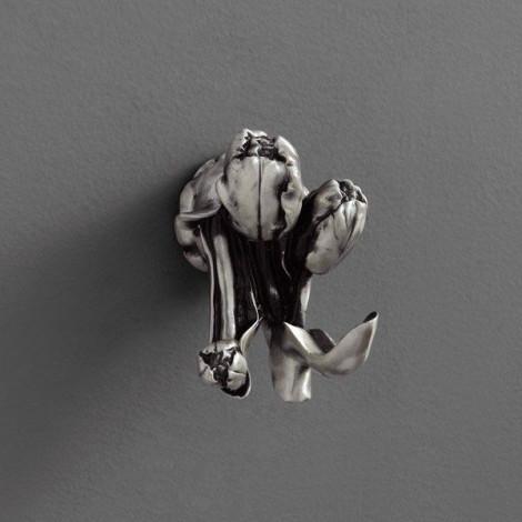Крючок Art&Max Tulip AM-0822-T купить в Москве по цене от 2790р. в интернет-магазине mebel-v-vannu.ru