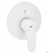 Смеситель Grohe Eurodisc Cosmopolitan 19548LS2 для ванны с душем купить в Москве по цене от 5000р. в интернет-магазине mebel-v-vannu.ru