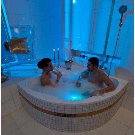 Акриловая ванна Ravak New Day 150х150 C661000000 купить в Москве по цене от 64680р. в интернет-магазине mebel-v-vannu.ru